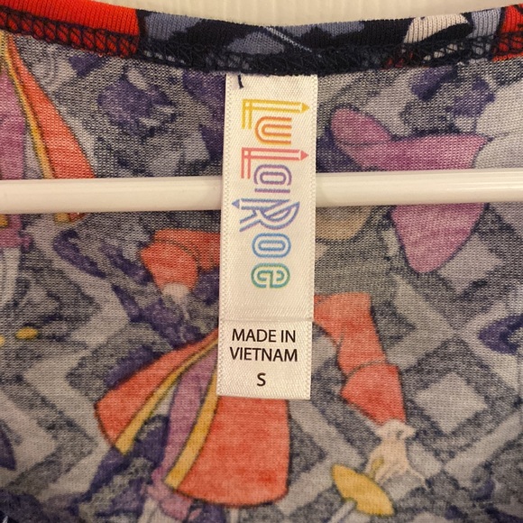 Like NEW - LuLaRoe Captain Hook Tunic Top - oversized Size S - Halloween - Picture 3 of 6